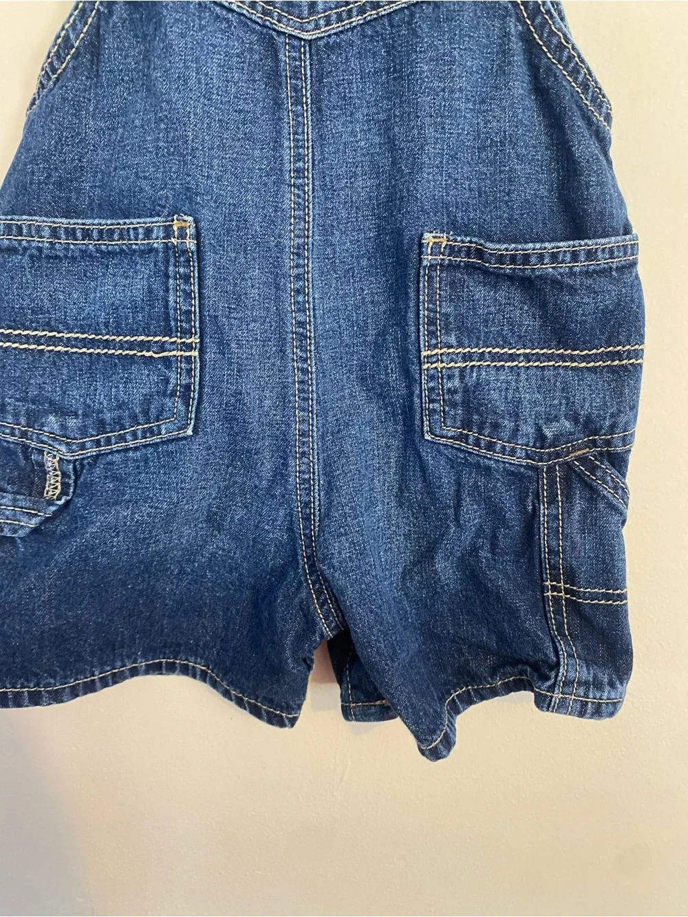 OshKosh B'gosh Kids Denim Short Overalls Size 24 Months Carpenter style